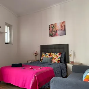 Ostello By La Rambla Rooms, Barcellona