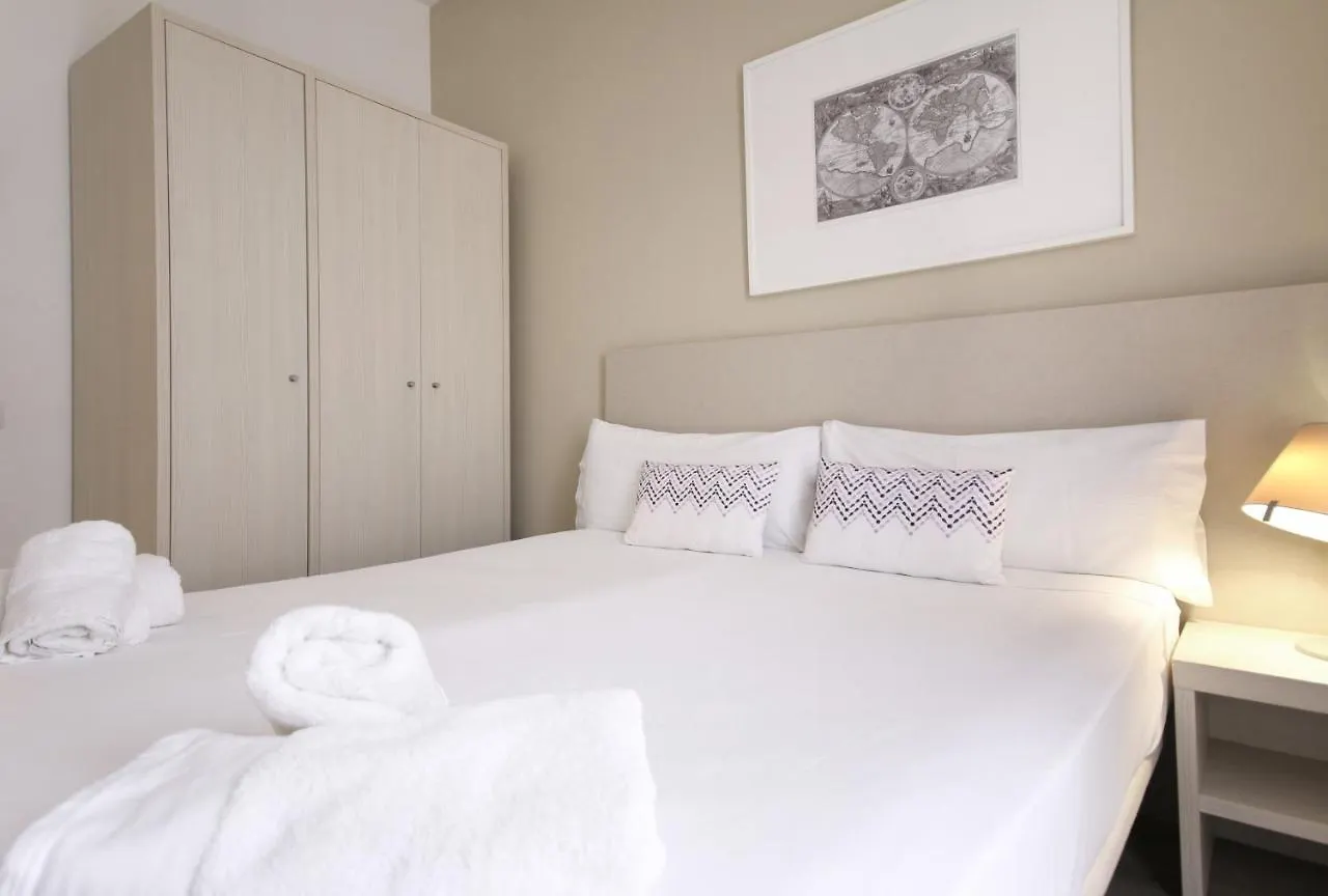 Apartment Suite Place Barcelona Corsega Spanien